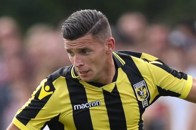 成功拉开比 成功拉开比