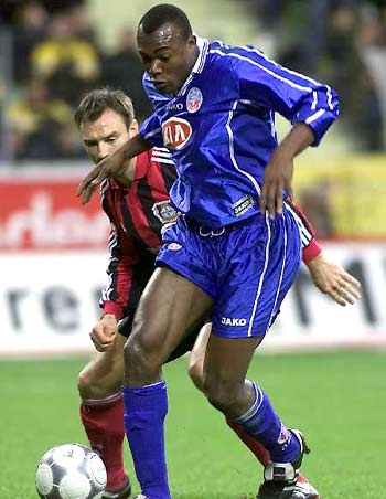 更让人惊讶 更让人惊讶